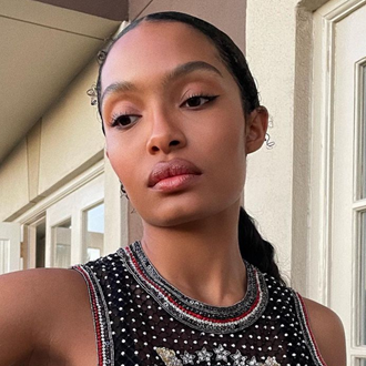/media/52473/yara-shahidi-lip-oil-s.png